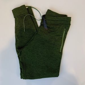 Lululemon Mens Engineered Warmth Jogger Green Foliage Size Medium Has Tags!